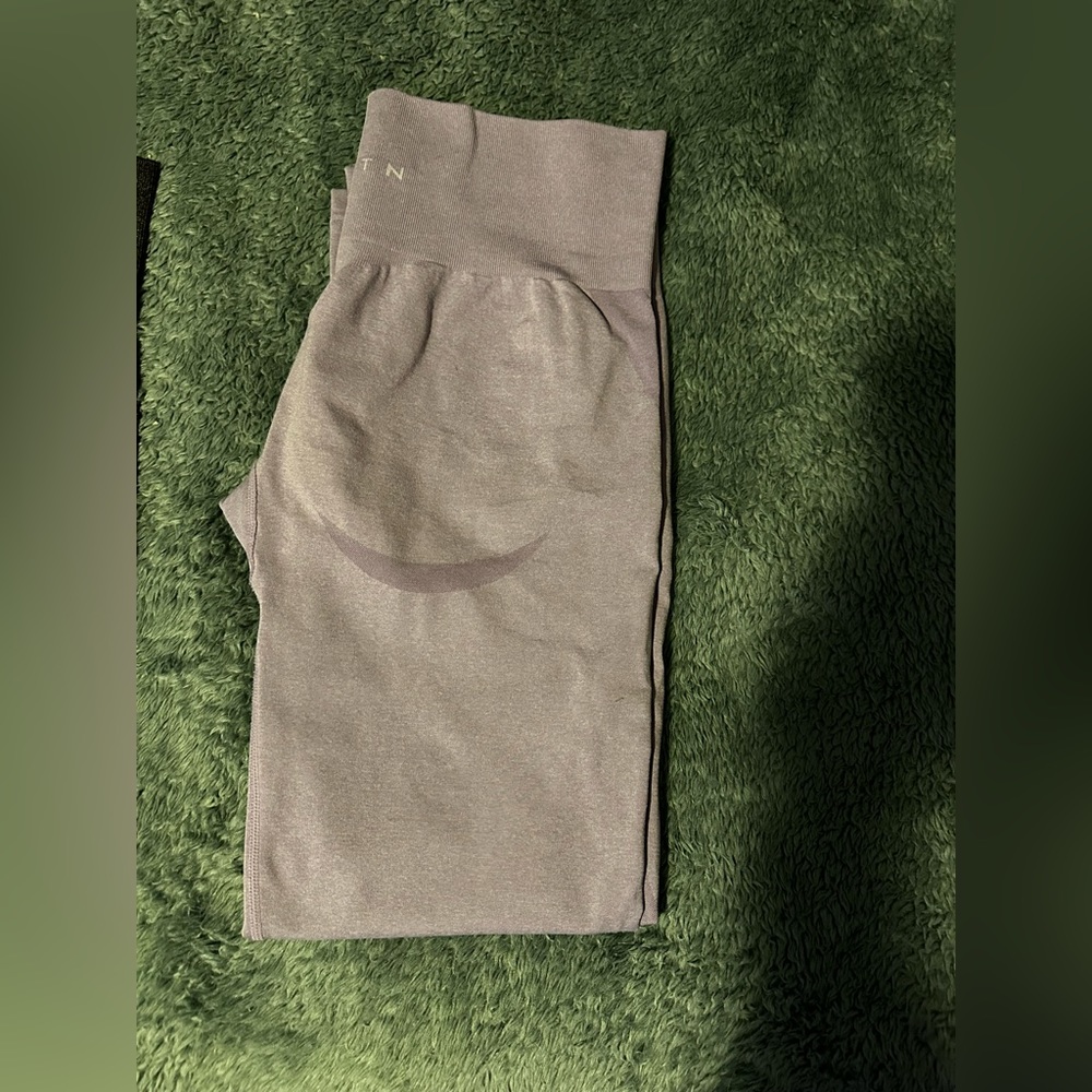 Lavender NVGTN Leggings